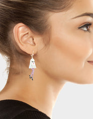 GIRLY STRIPED GHOST LEVERBACK EARRING WHITE