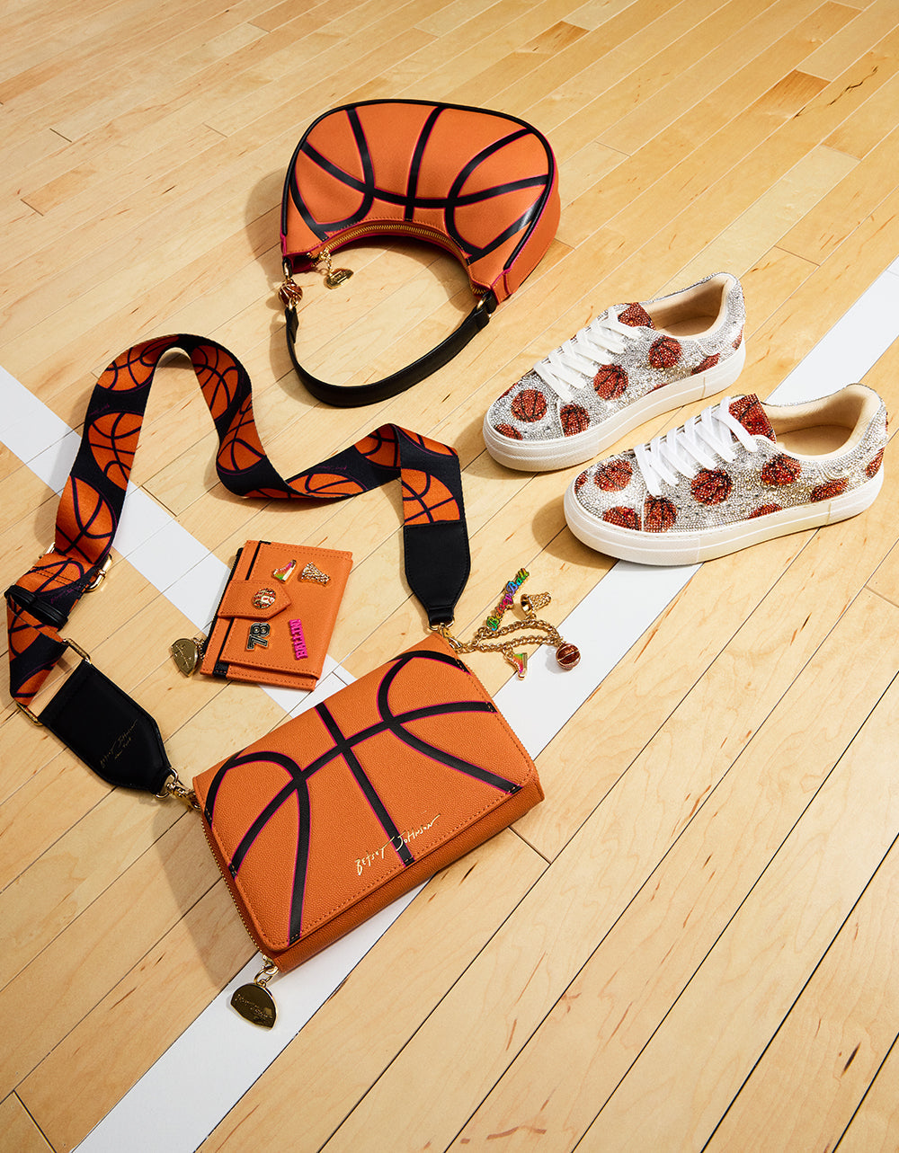 GAME TIME WALLET ON CHAIN ORANGE